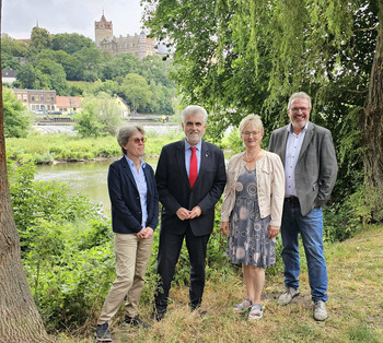 Exkursion zum Hochwasserschutz in Bernburg (Saale) mit Sachsen-Anhalts Umweltminister Porf. Dr. Armin Willingmann