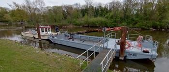 Blick auf Boot und Brahm